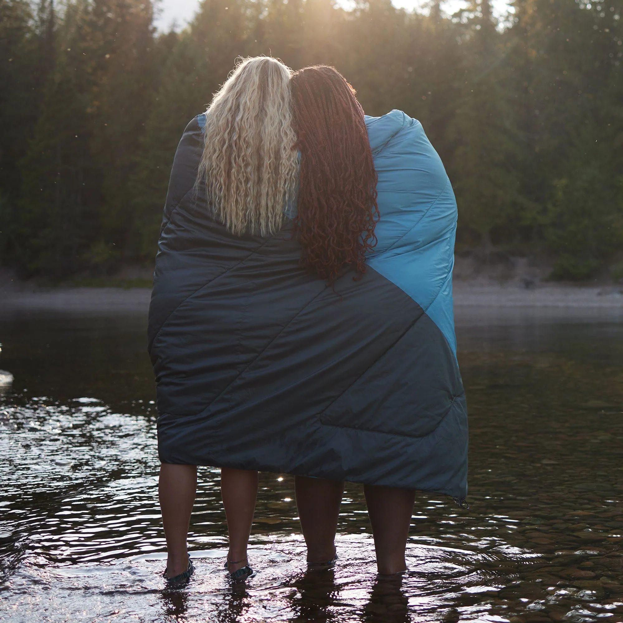 Acadia Mammoth Two-Person Outdoor Camp Blanket