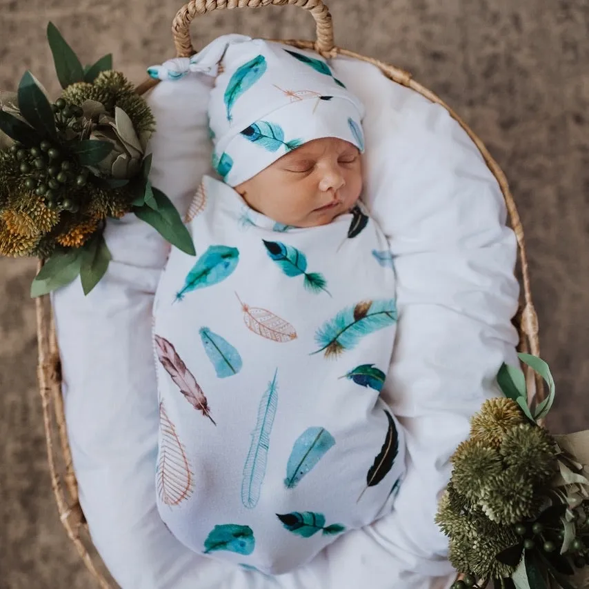 Dreamweaver Snuggle Swaddle & Beanie Set