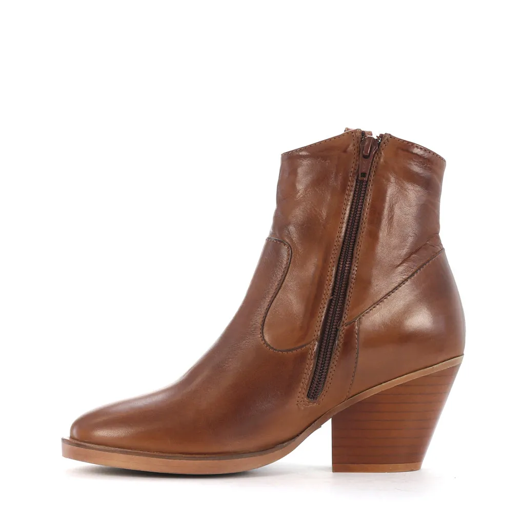 Vander Leather Ankle Boots