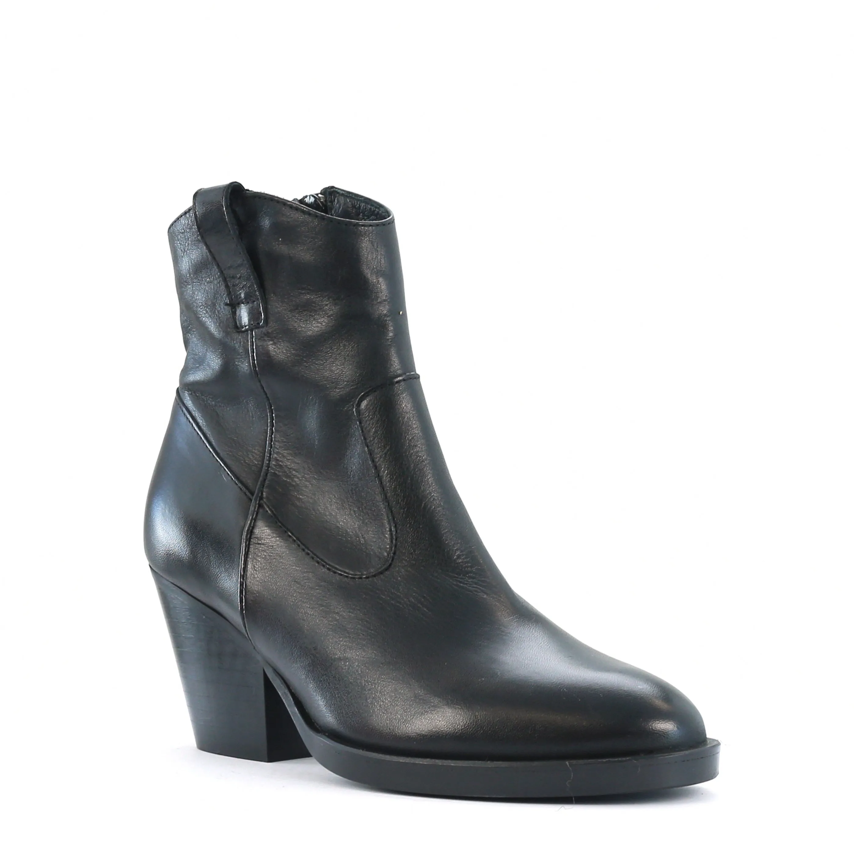 Vander Leather Ankle Boots